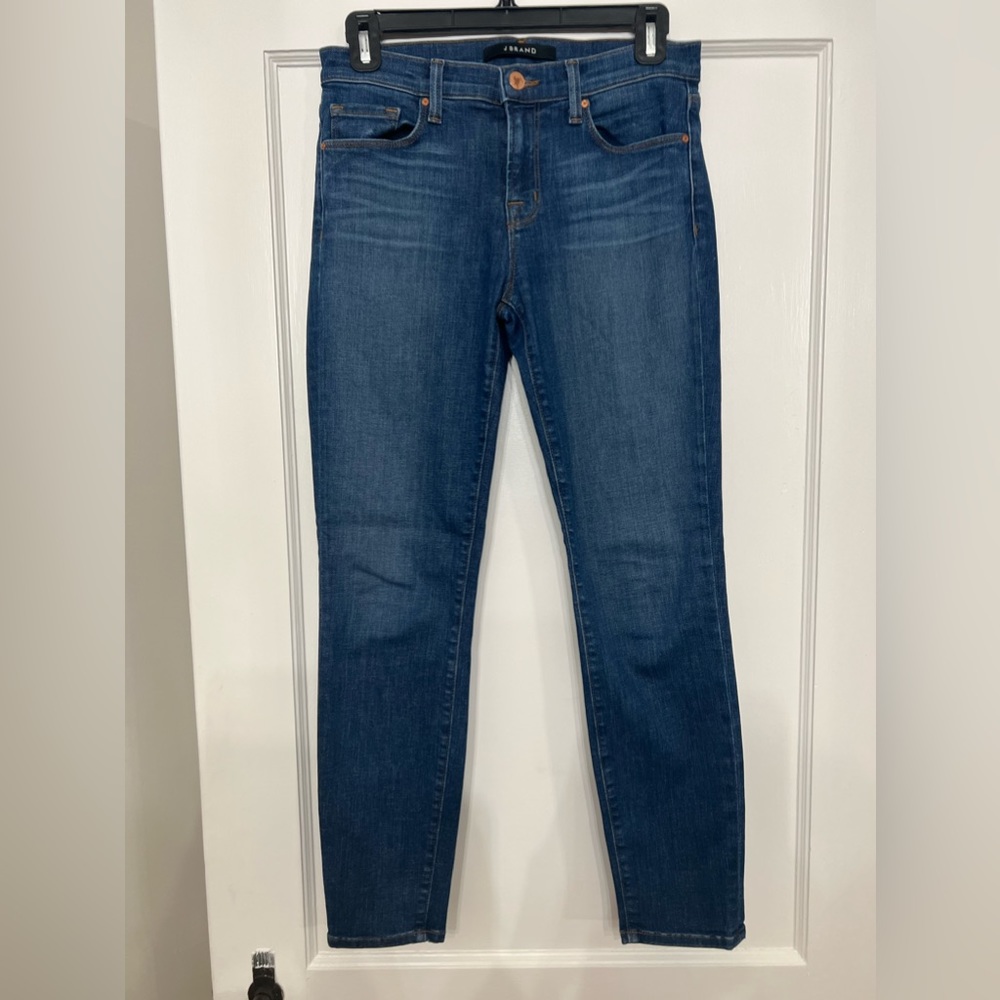 Jbrand skinny capri denim jeans in  Pacifica wash size 27
